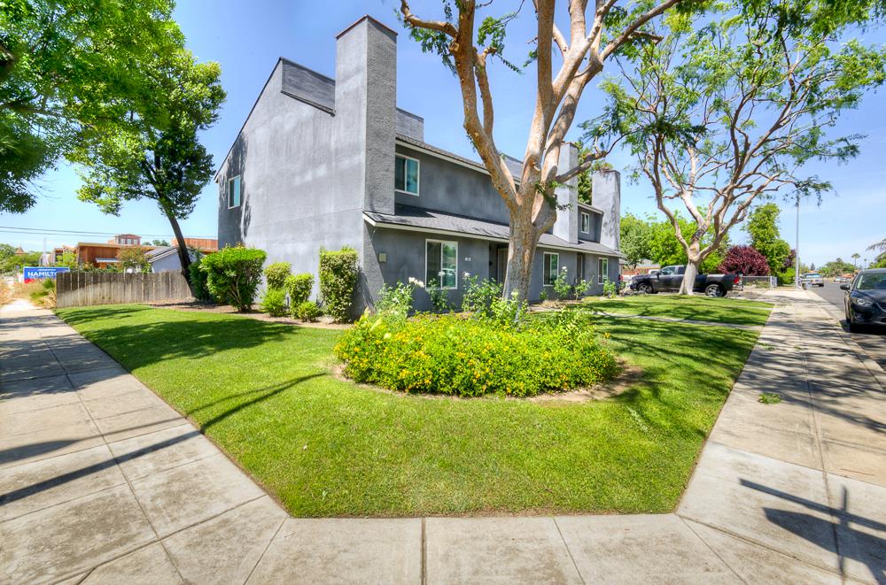 264 Osmun Ave, Clovis, CA 93612