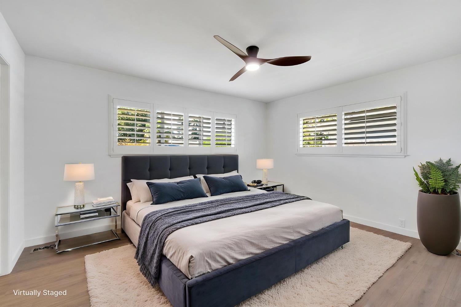 672 W Roberts Ave, Fresno, CA 93704