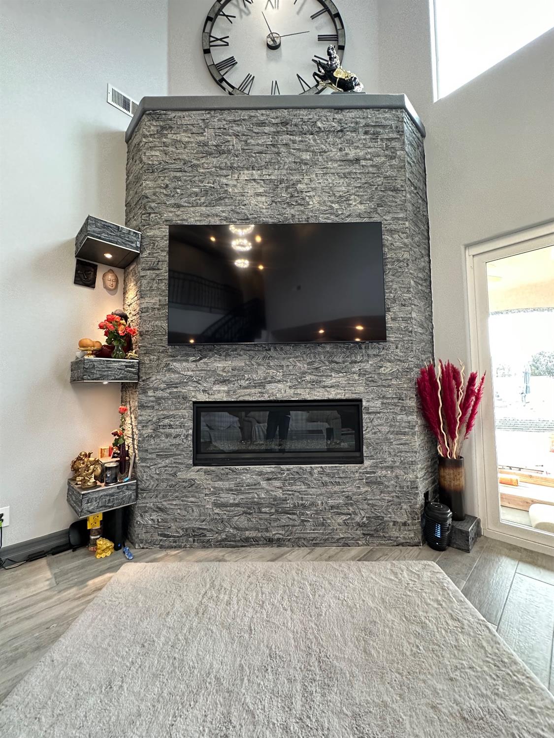 11027 N Stanford Ave, Clovis, CA 93619