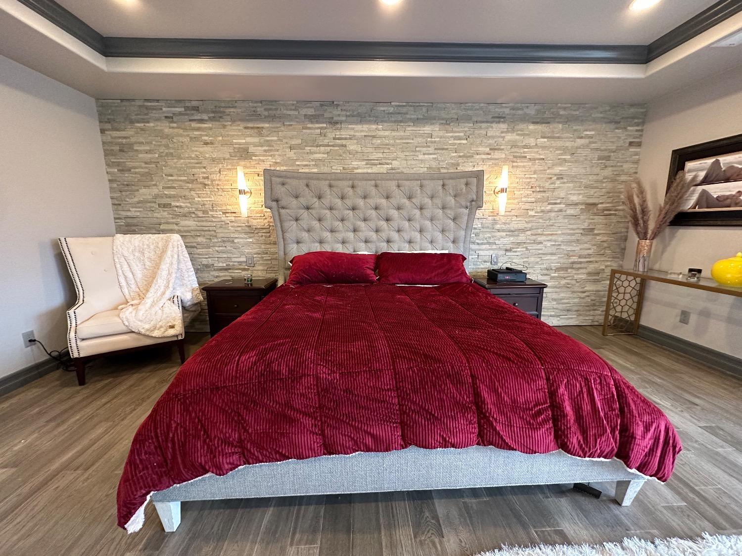 11027 N Stanford Ave, Clovis, CA 93619