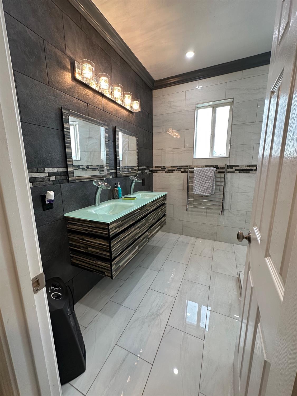 11027 N Stanford Ave, Clovis, CA 93619