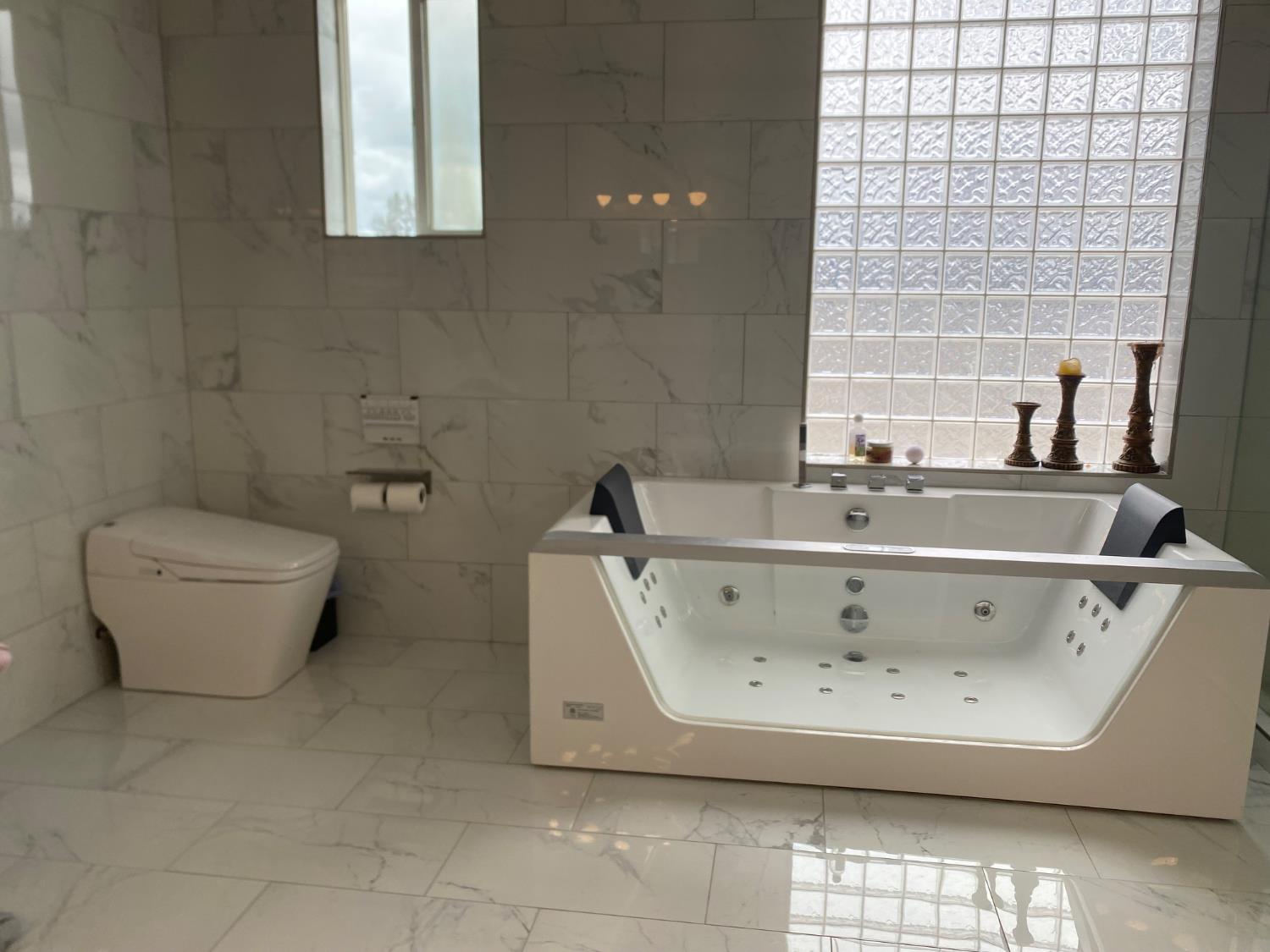 11027 N Stanford Ave, Clovis, CA 93619