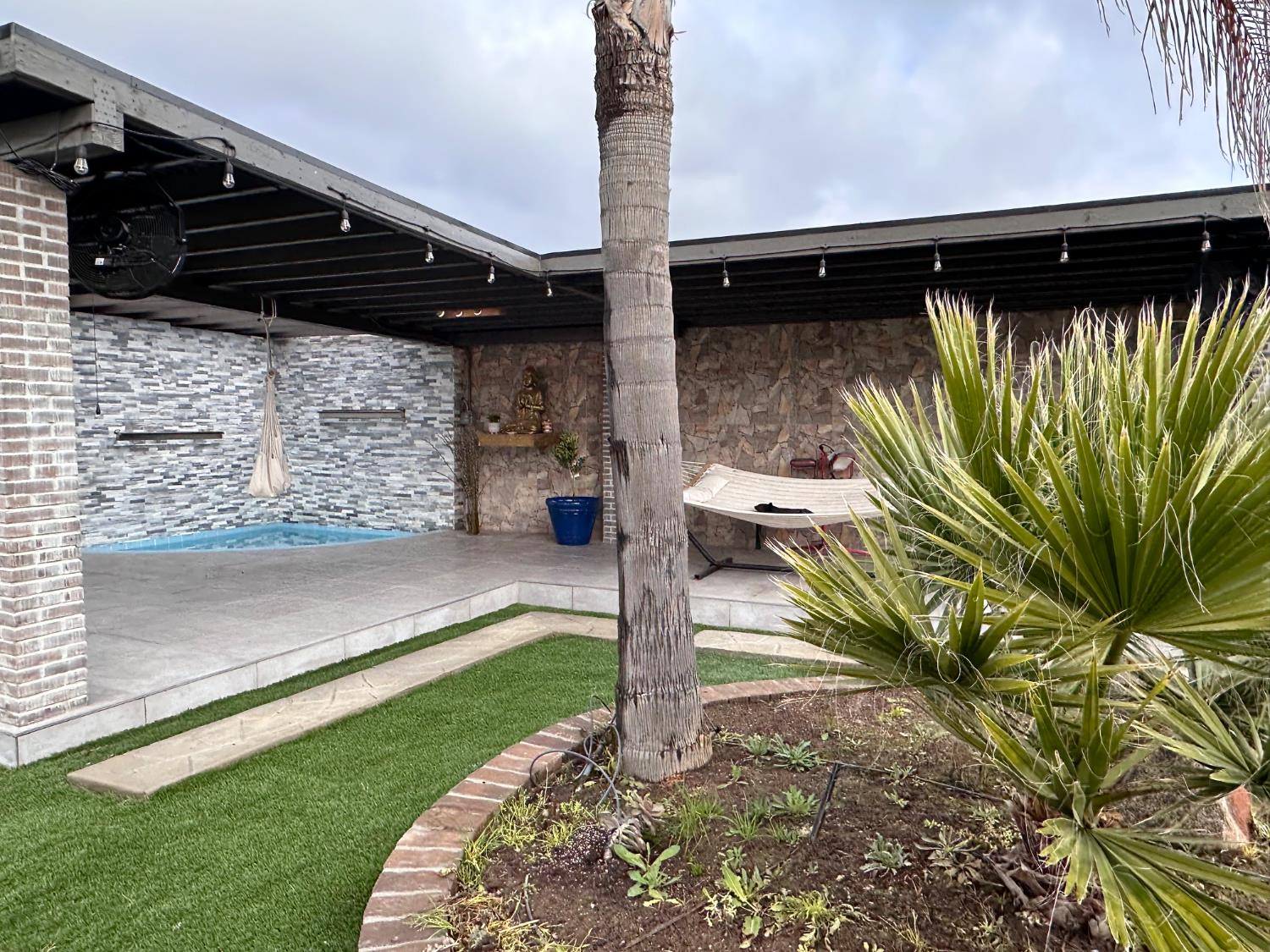 11027 N Stanford Ave, Clovis, CA 93619