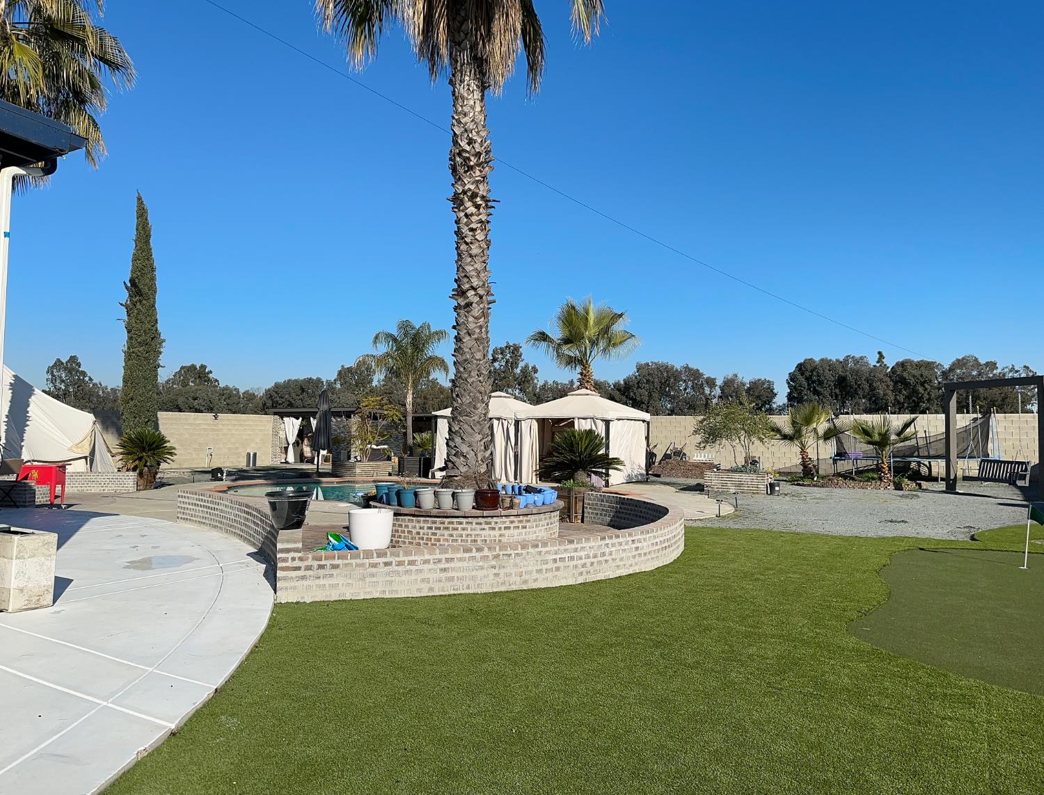 11027 N Stanford Ave, Clovis, CA 93619