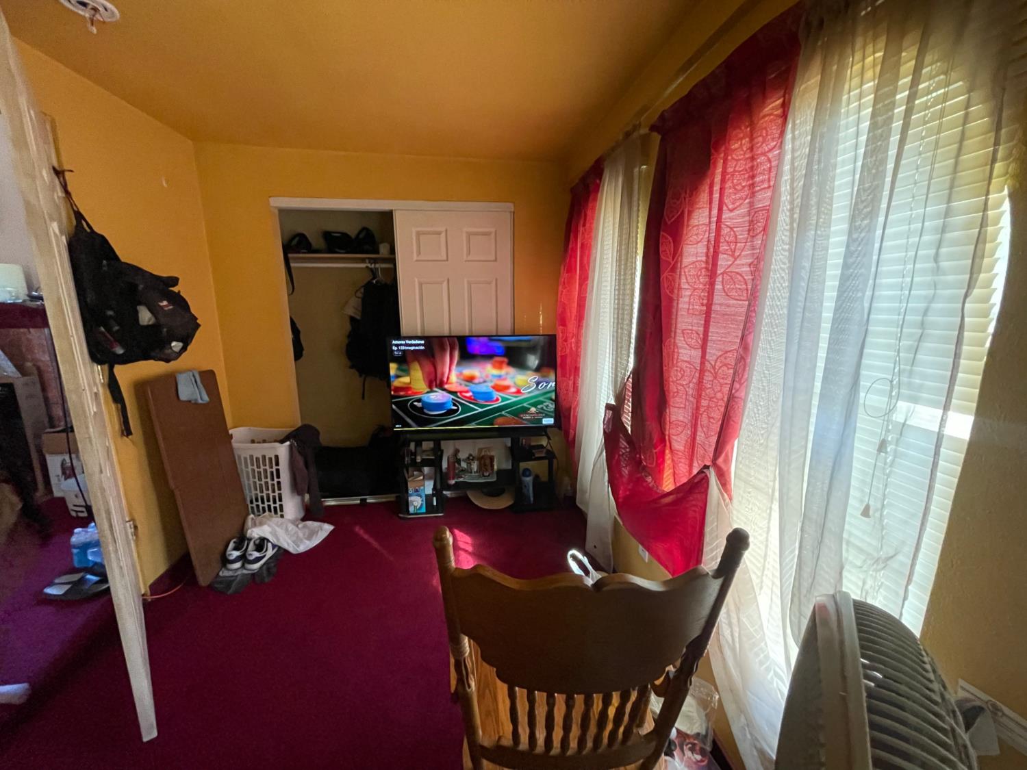 425 N D St, Madera, CA 93638