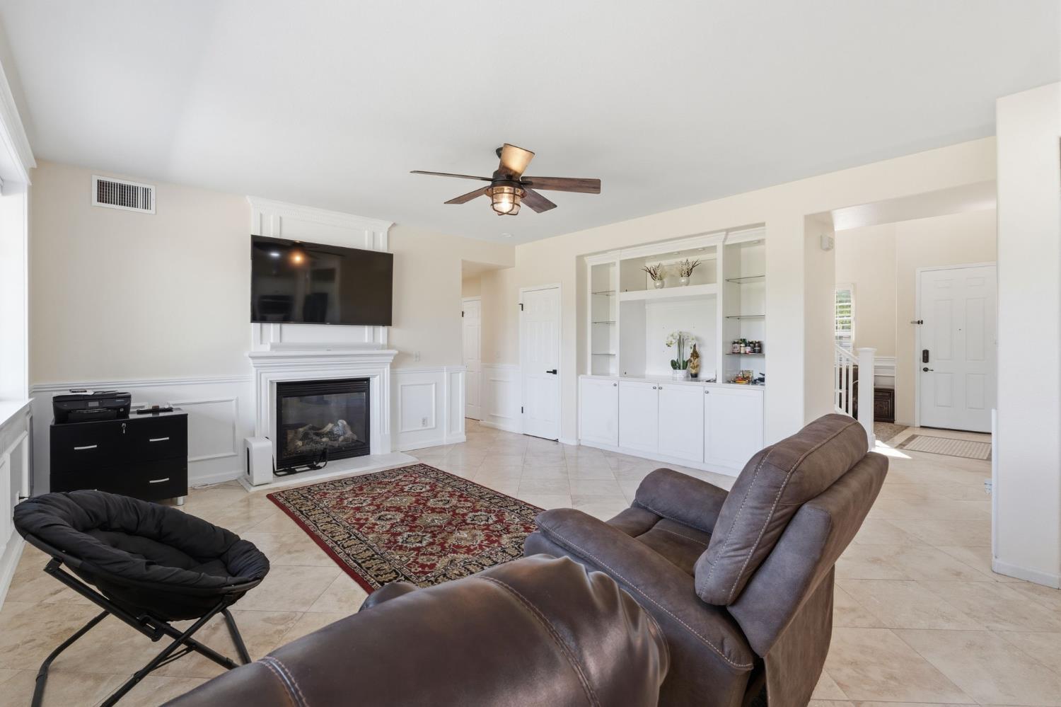 11092 Le Conte Pass Ct, Clovis, CA 93619