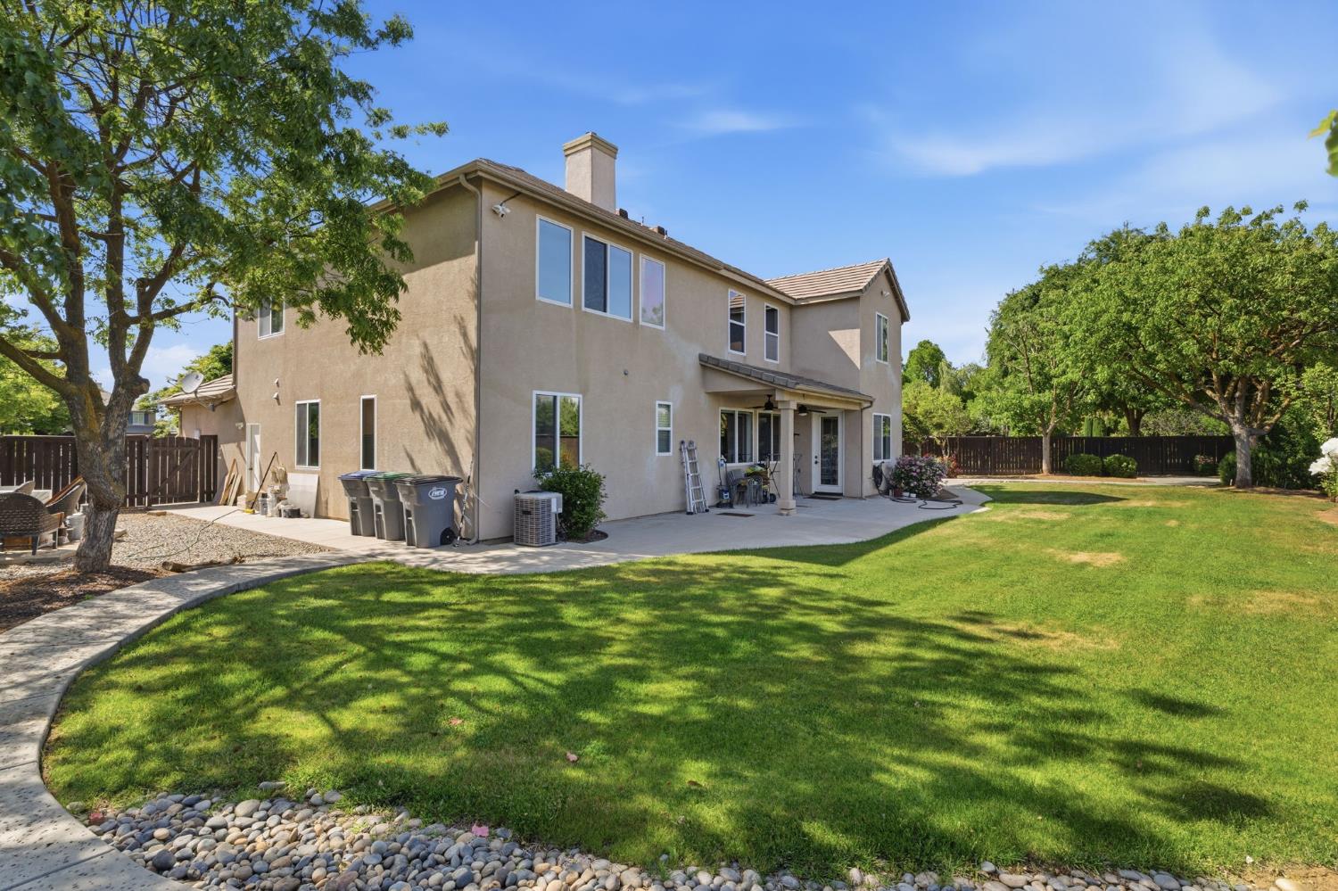 11092 Le Conte Pass Ct, Clovis, CA 93619