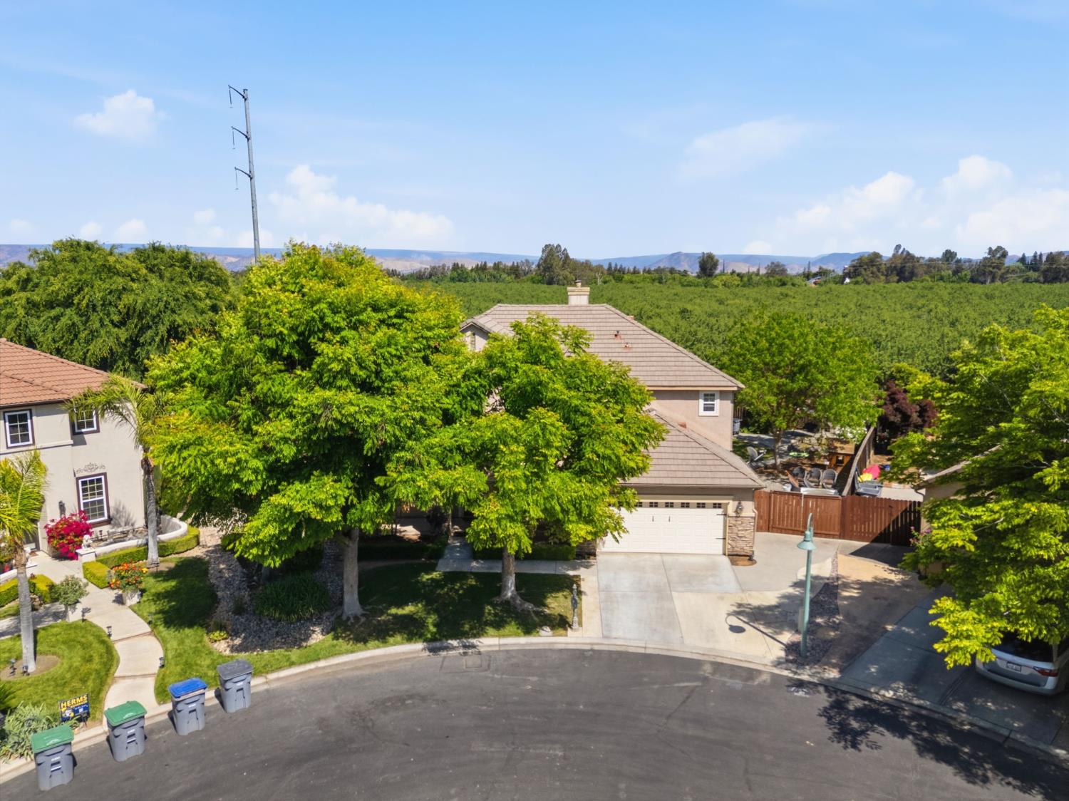 11092 Le Conte Pass Ct, Clovis, CA 93619