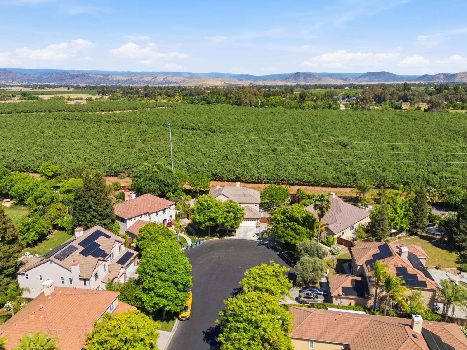 11092 Le Conte Pass Ct, Clovis, CA 93619