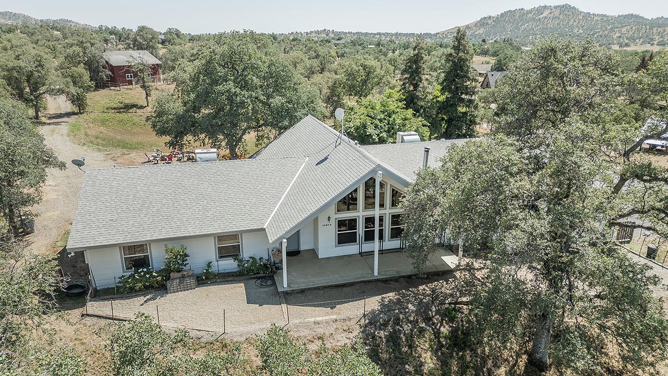 14815 Garlock Ln, Prather, CA 93651