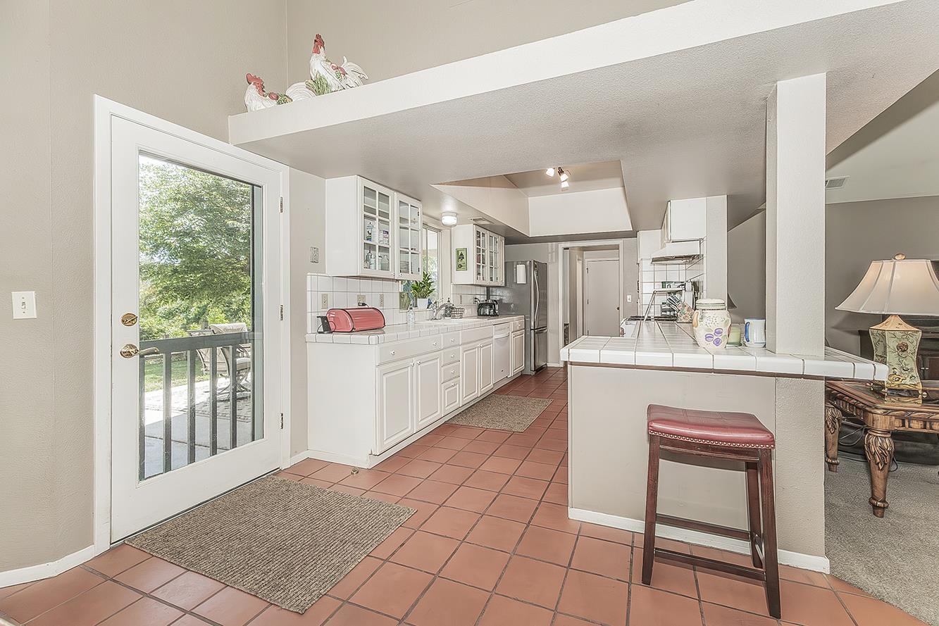 14815 Garlock Ln, Prather, CA 93651