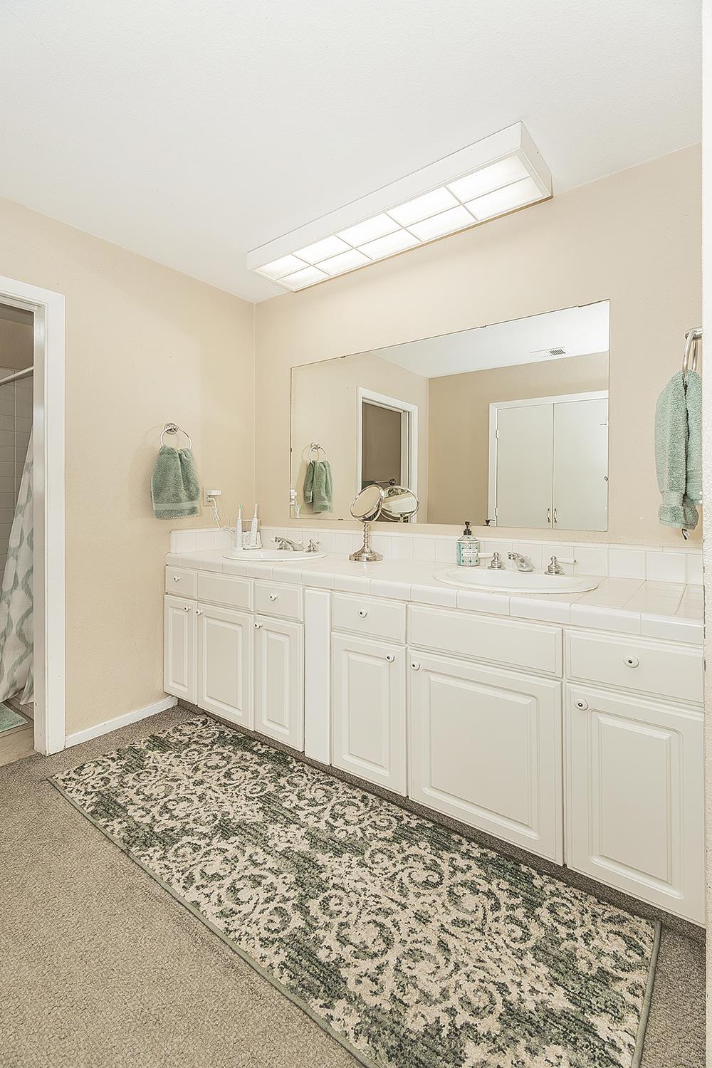 14815 Garlock Ln, Prather, CA 93651