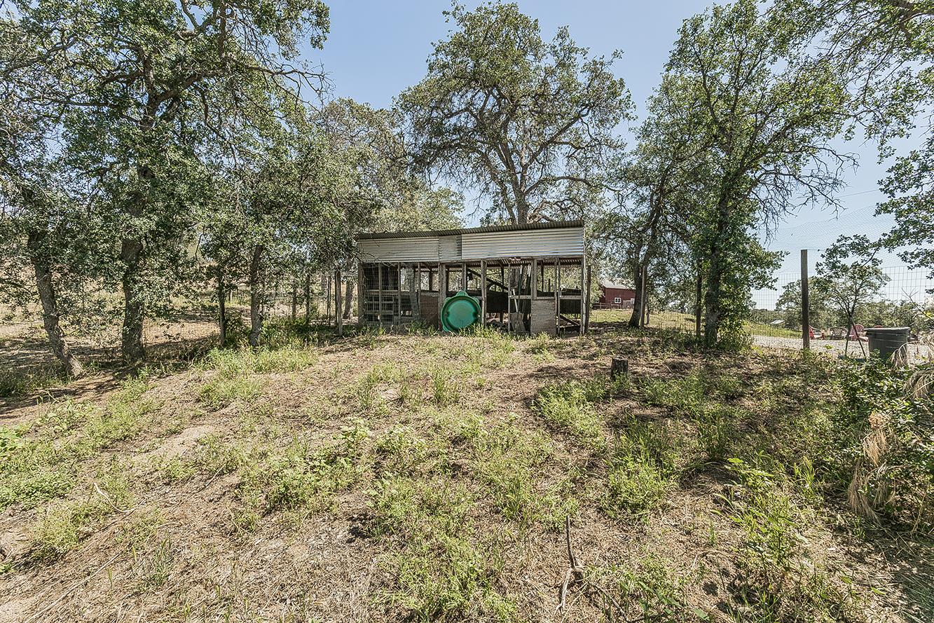 14815 Garlock Ln, Prather, CA 93651