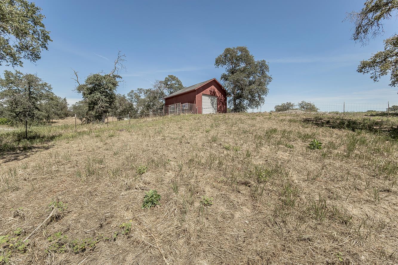 14815 Garlock Ln, Prather, CA 93651