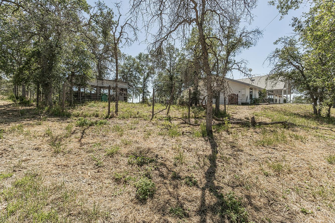 14815 Garlock Ln, Prather, CA 93651
