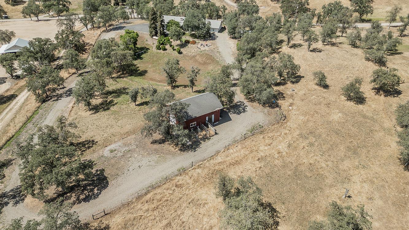 14815 Garlock Ln, Prather, CA 93651