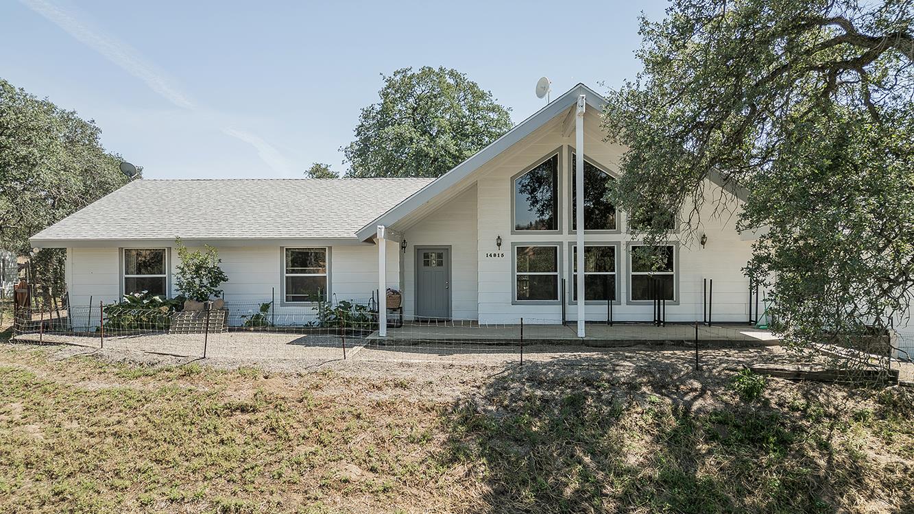 14815 Garlock Ln, Prather, CA 93651