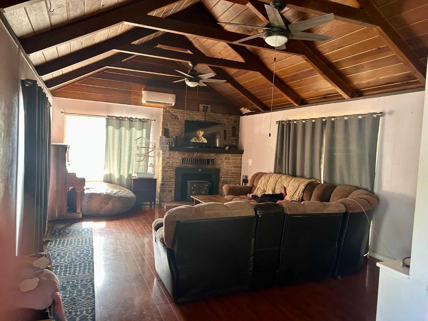 49992 Road 426, Oakhurst, CA 93644