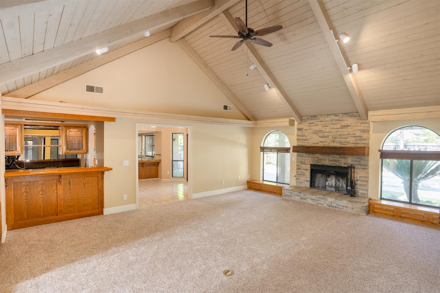 314 W Audubon Dr, Fresno, CA 93711