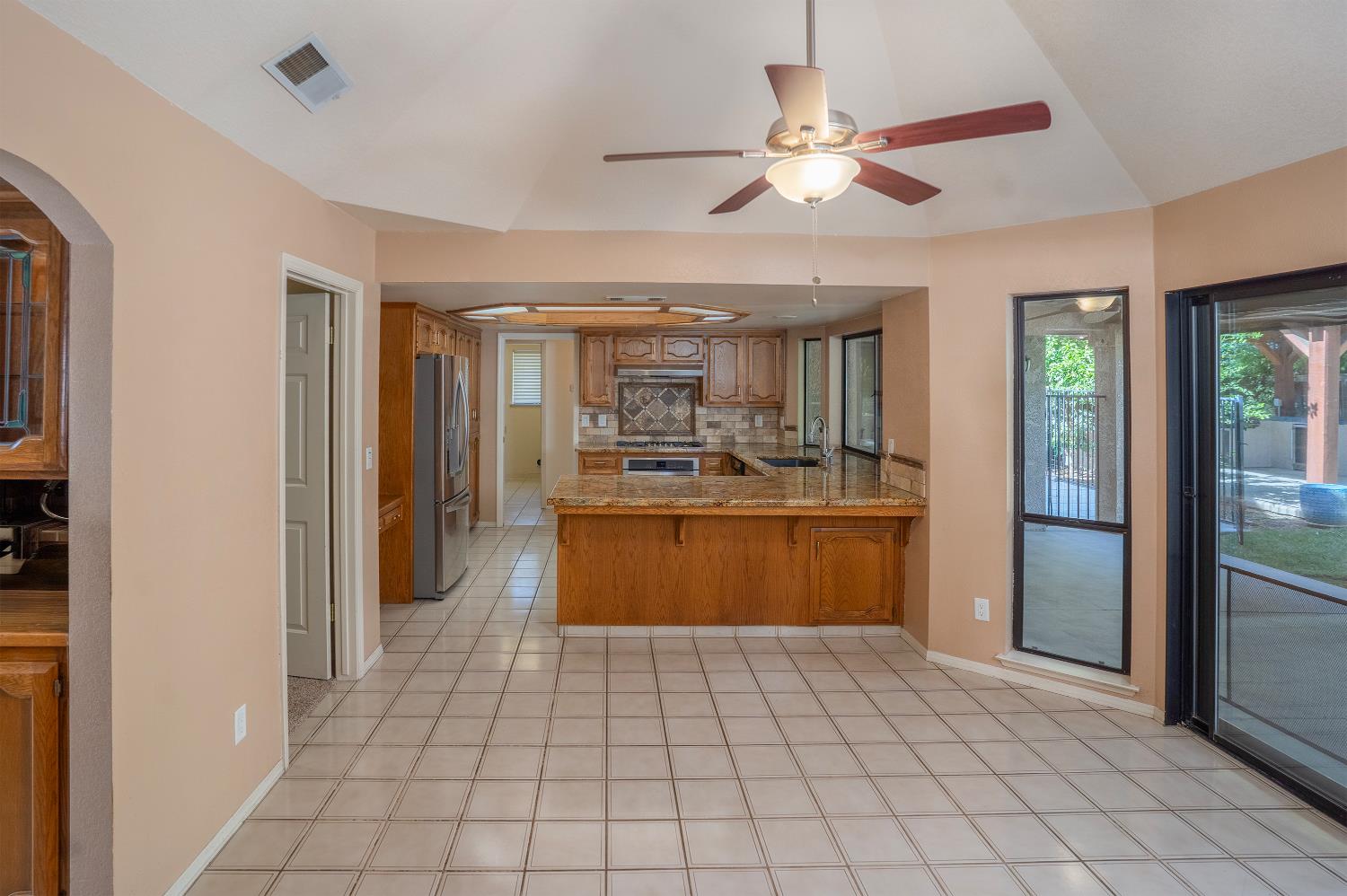 314 W Audubon Dr, Fresno, CA 93711