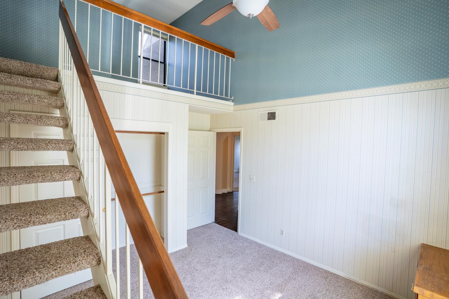 314 W Audubon Dr, Fresno, CA 93711