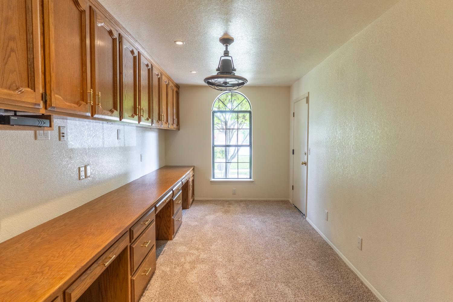 314 W Audubon Dr, Fresno, CA 93711