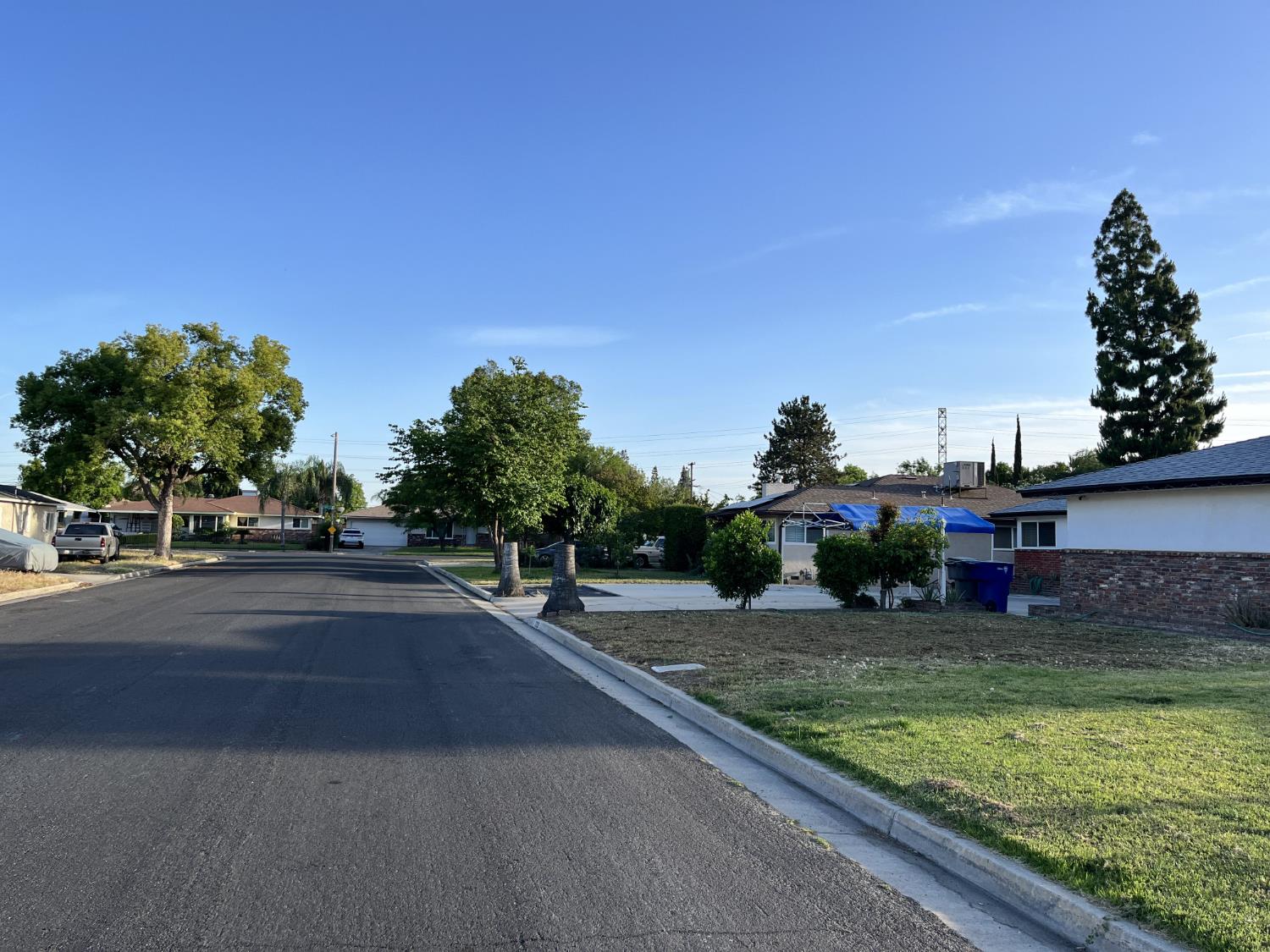 2235 N Backer Ave, Fresno, CA 93703