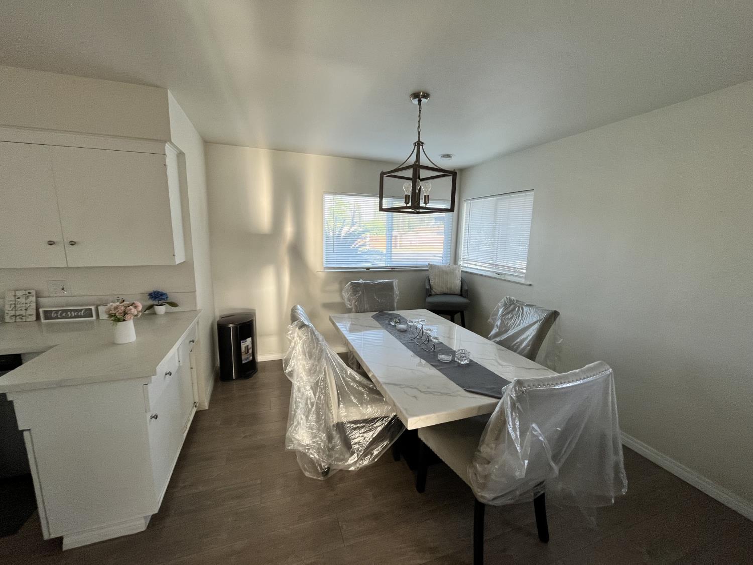 2235 N Backer Ave, Fresno, CA 93703