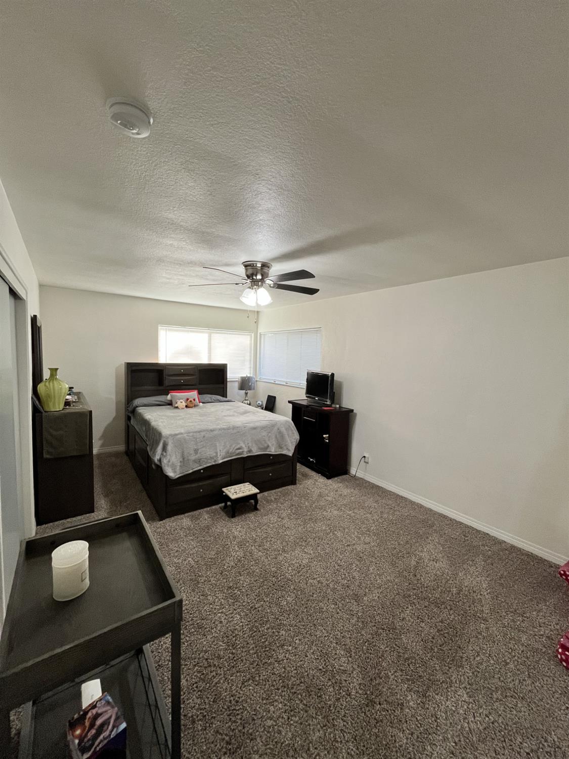 2235 N Backer Ave, Fresno, CA 93703