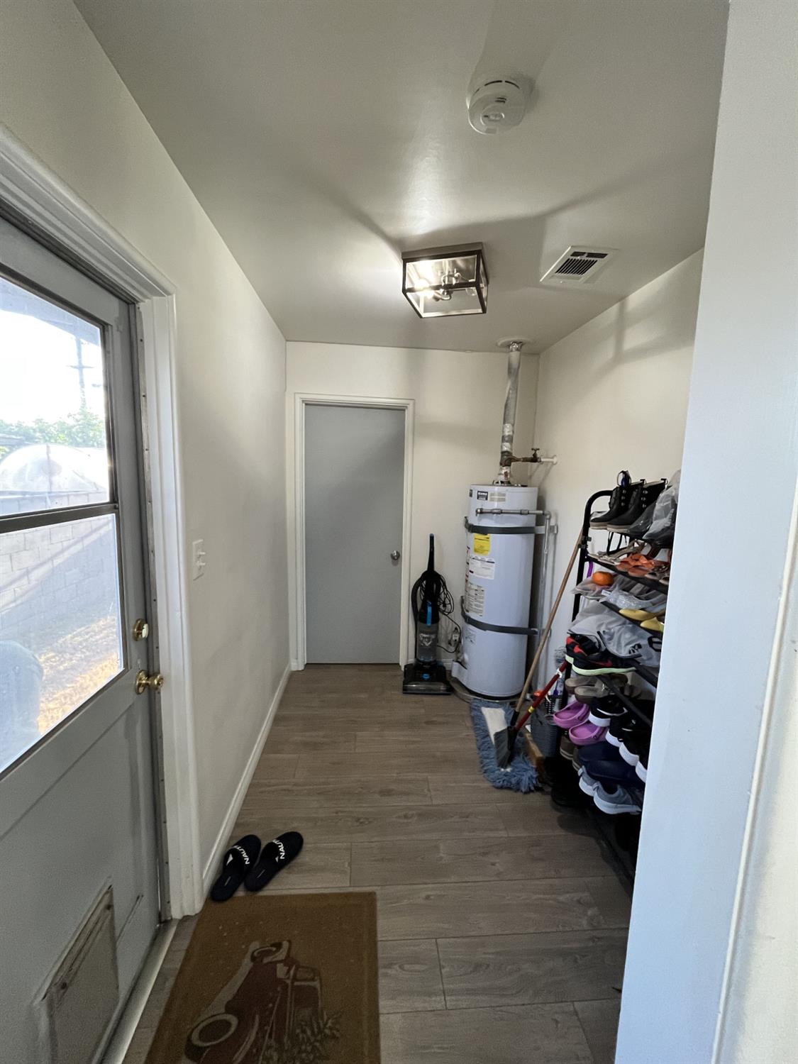 2235 N Backer Ave, Fresno, CA 93703