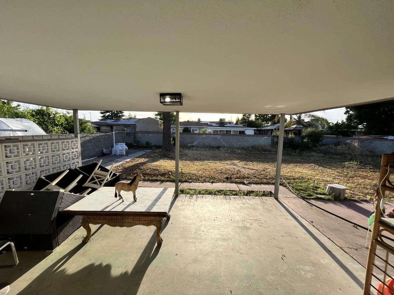 2235 N Backer Ave, Fresno, CA 93703
