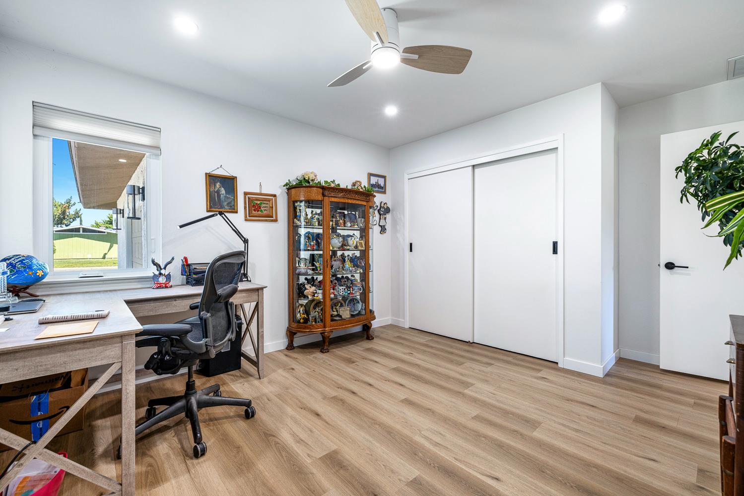 425 Stanford Ave, Coalinga, CA 93210