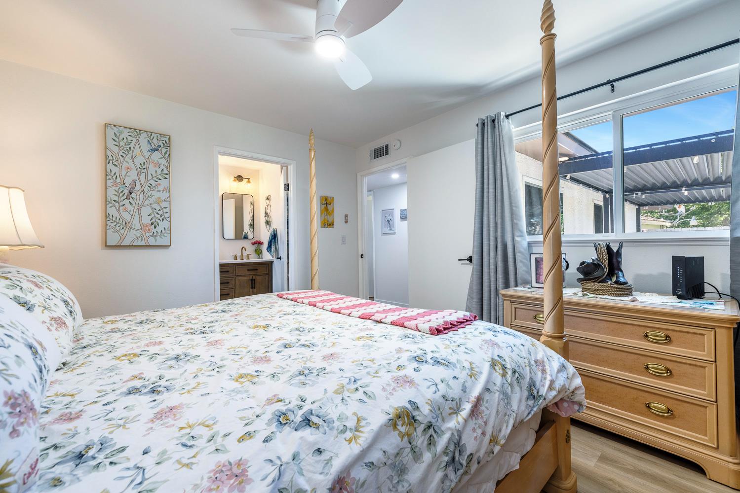 425 Stanford Ave, Coalinga, CA 93210