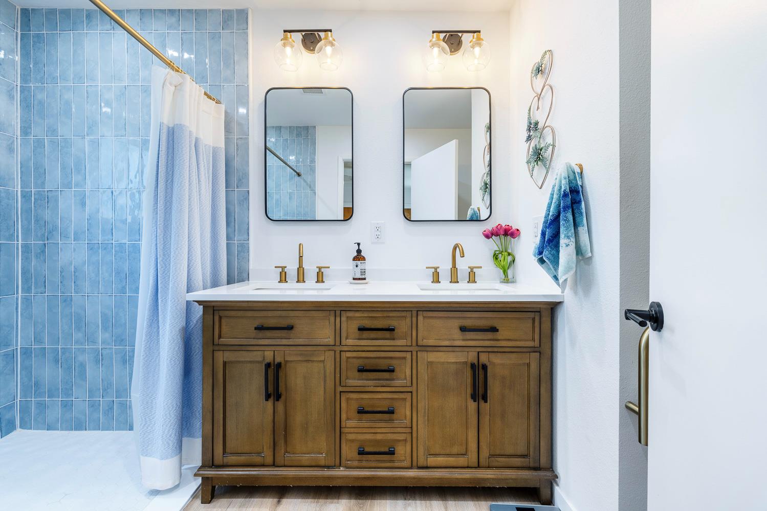 425 Stanford Ave, Coalinga, CA 93210