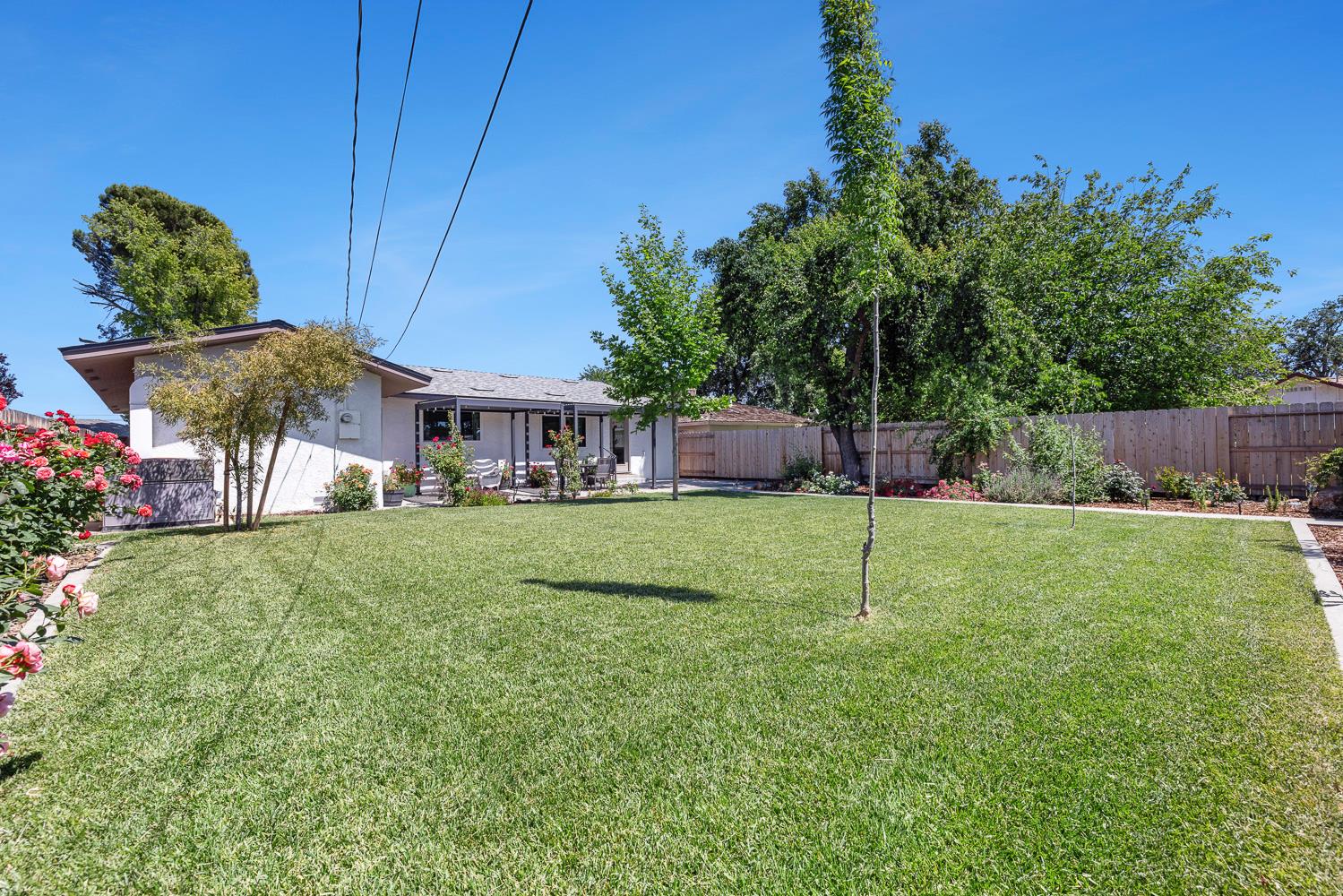 425 Stanford Ave, Coalinga, CA 93210