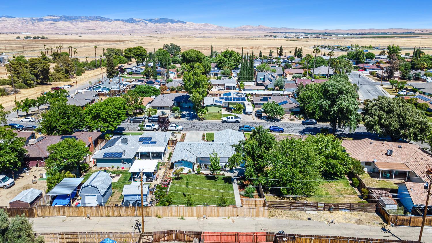 425 Stanford Ave, Coalinga, CA 93210