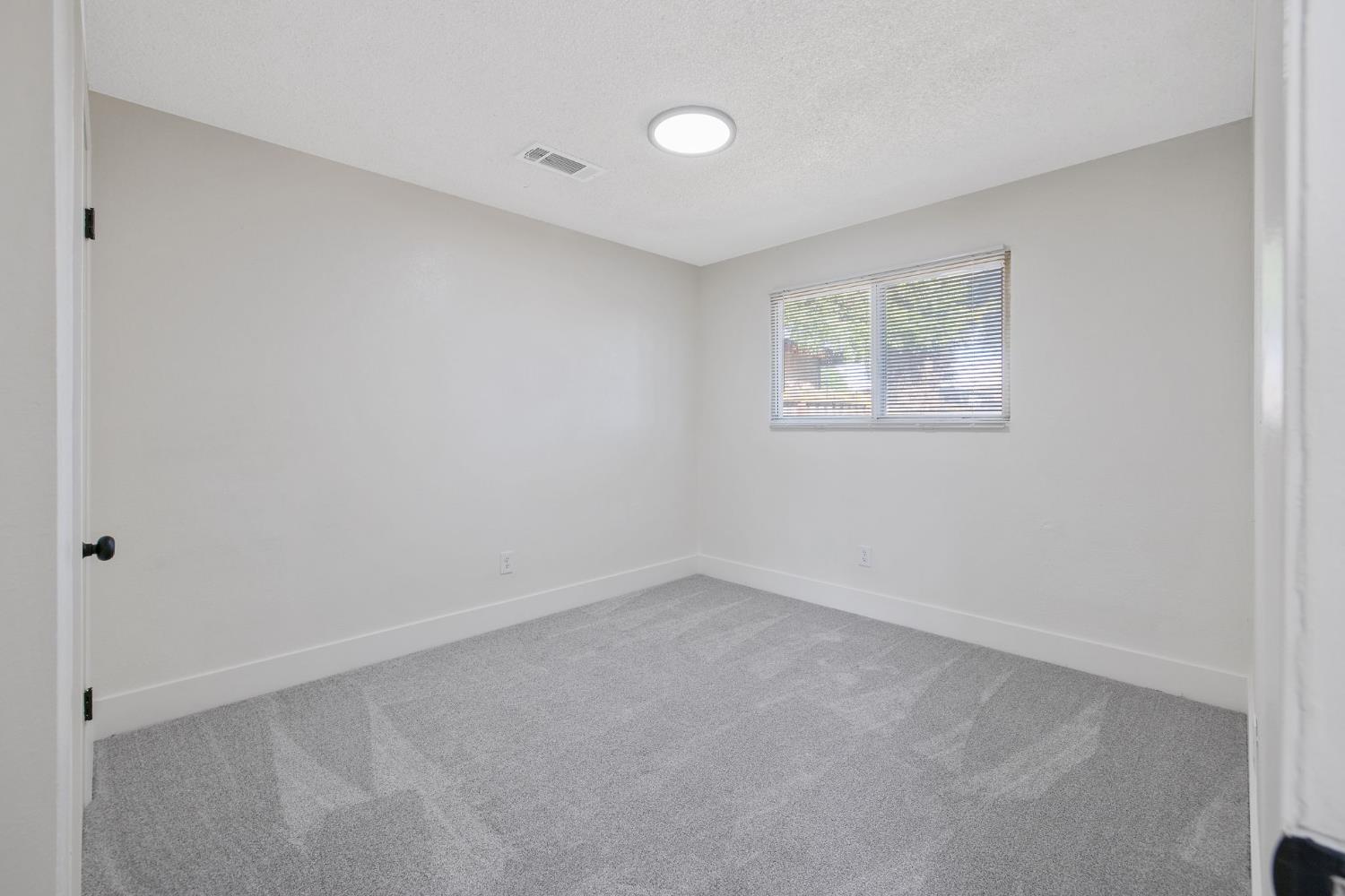 1305 Alameda Ave, Chowchilla, CA 93610