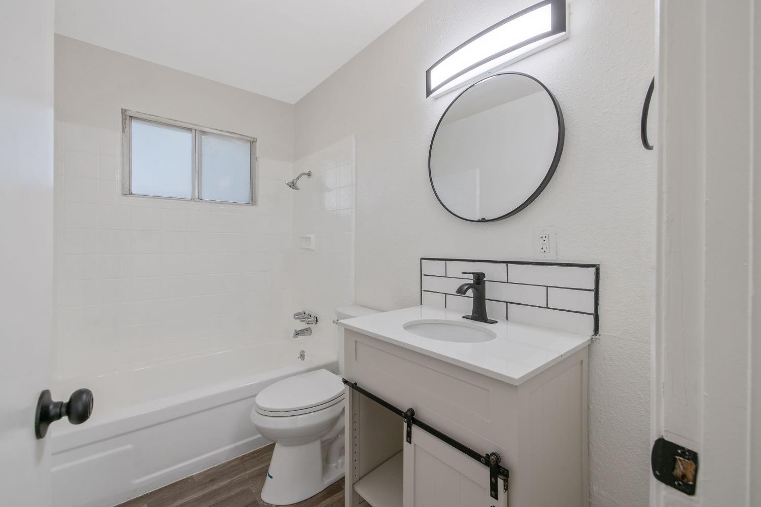 1305 Alameda Ave, Chowchilla, CA 93610