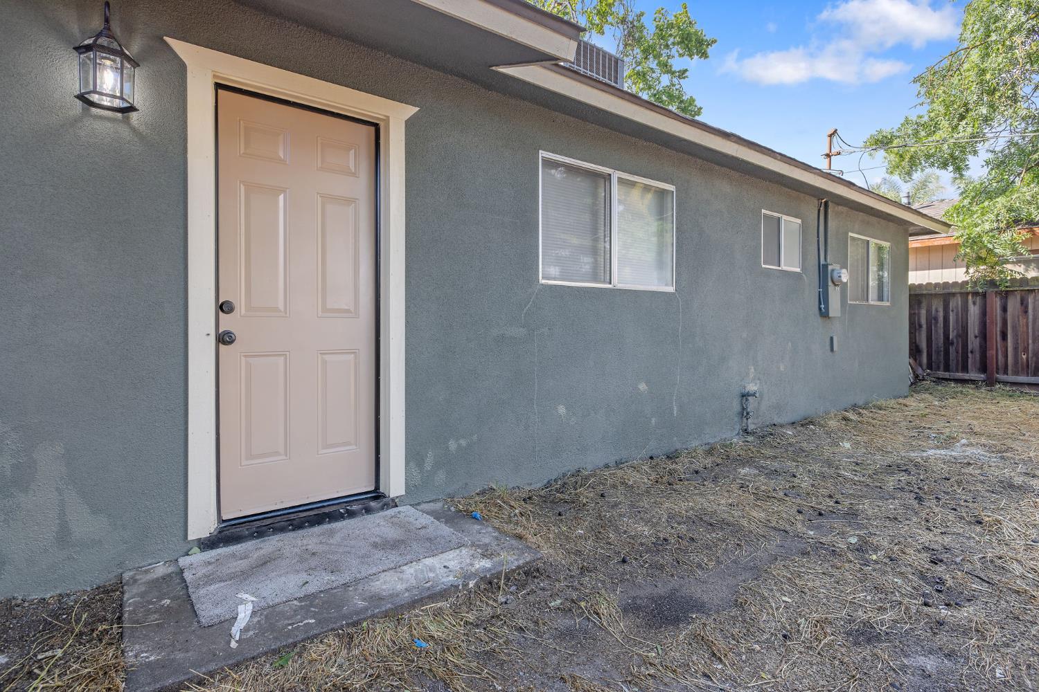 1305 Alameda Ave, Chowchilla, CA 93610