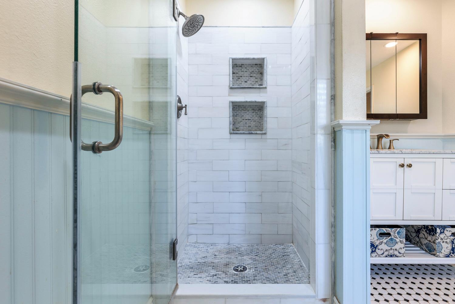 5741 Elwood Rd, Sanger, CA 93657