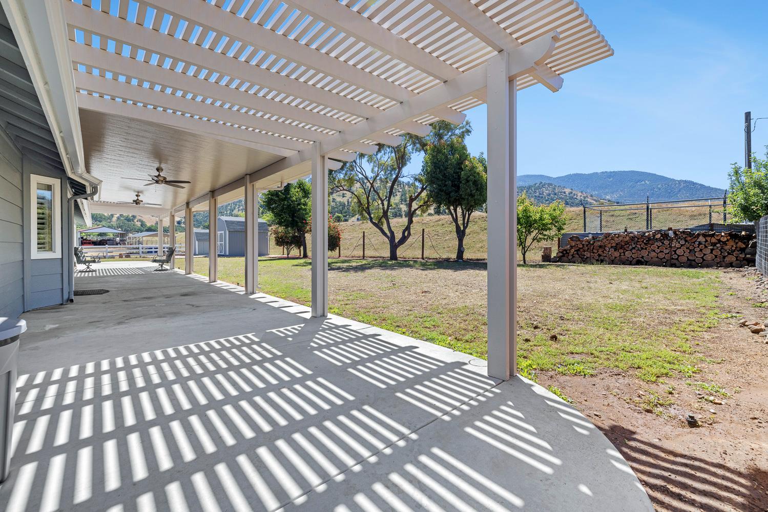 5741 Elwood Rd, Sanger, CA 93657