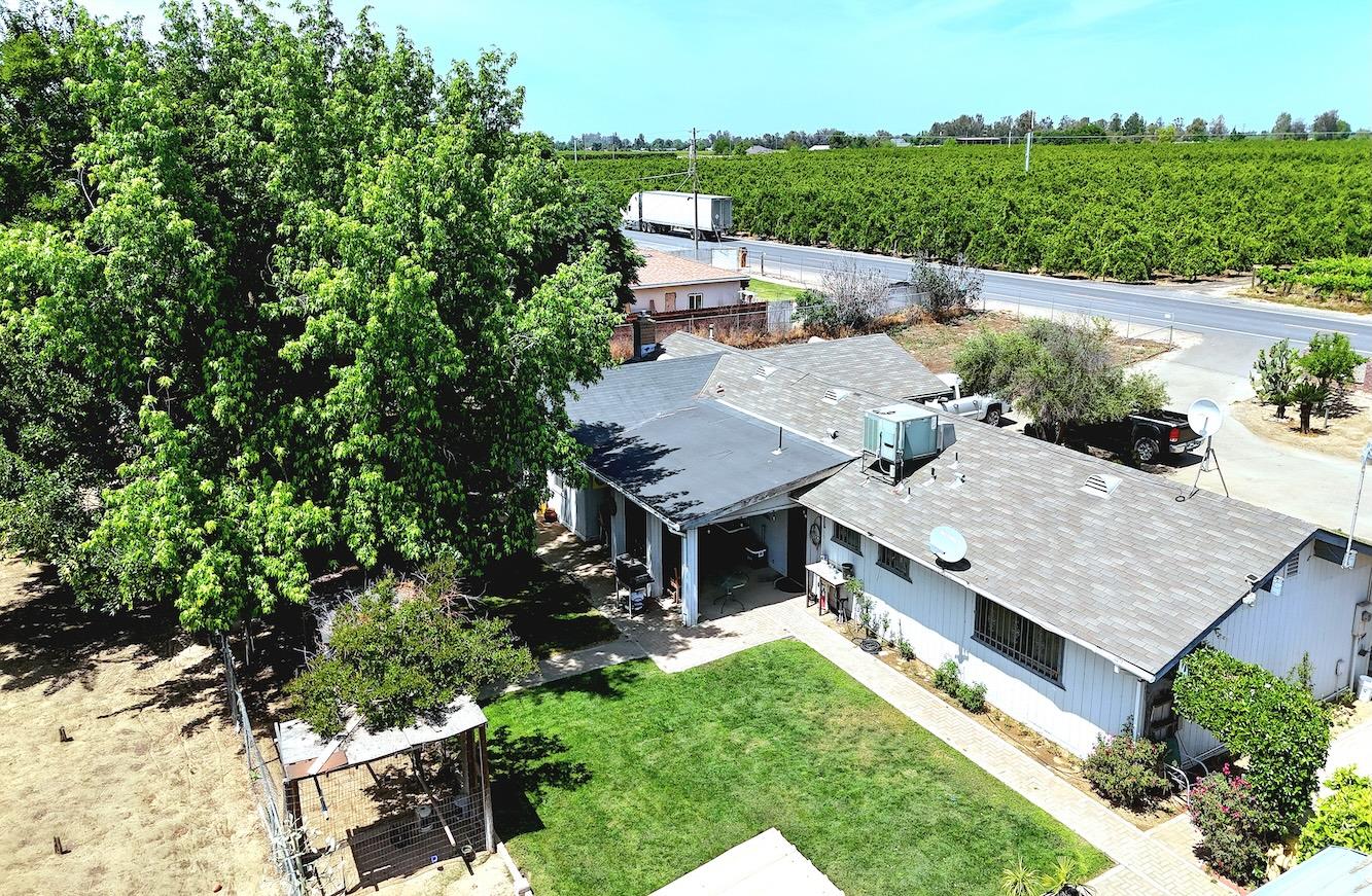 1261 E Adams Ave, Fresno, CA 93725