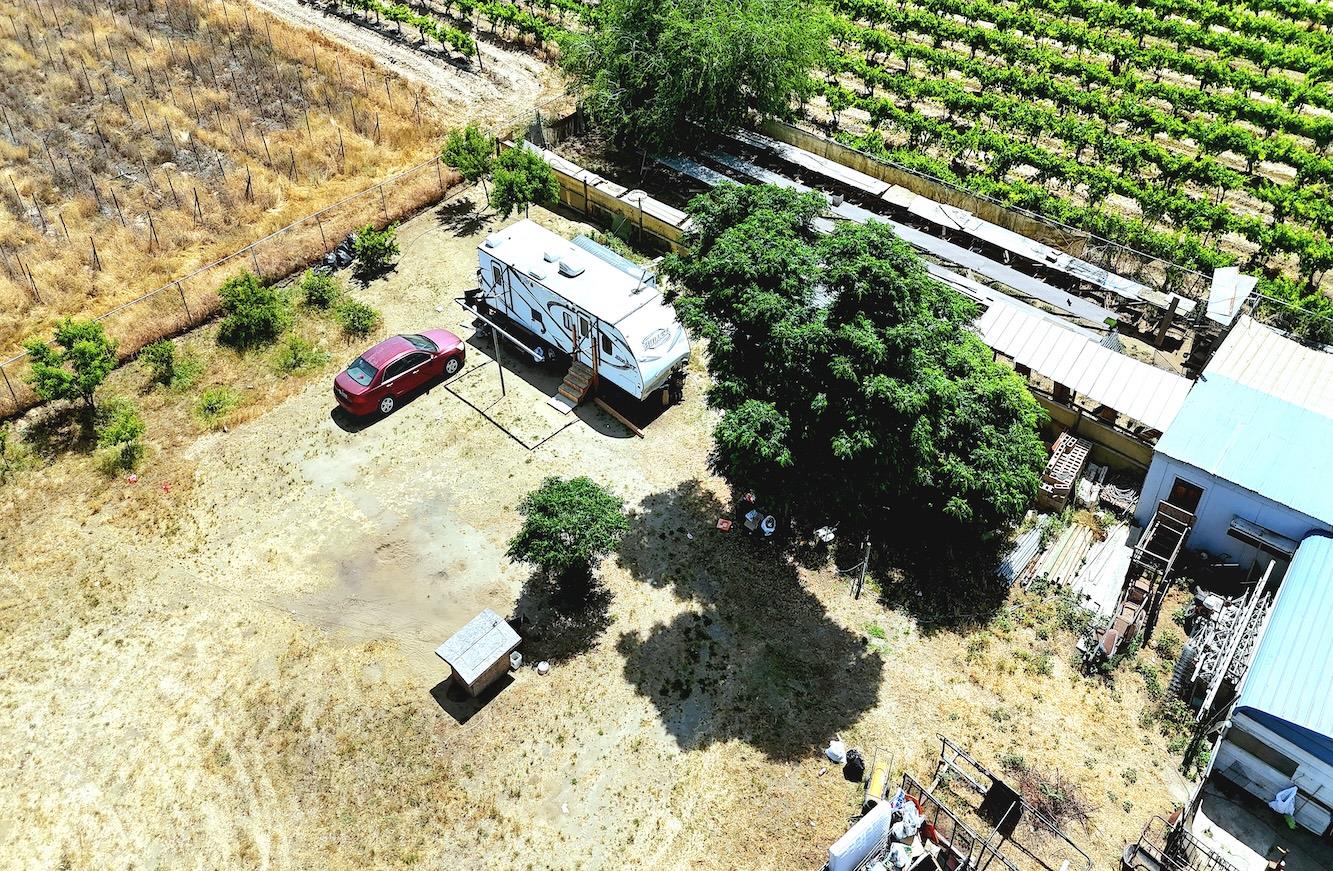 1261 E Adams Ave, Fresno, CA 93725