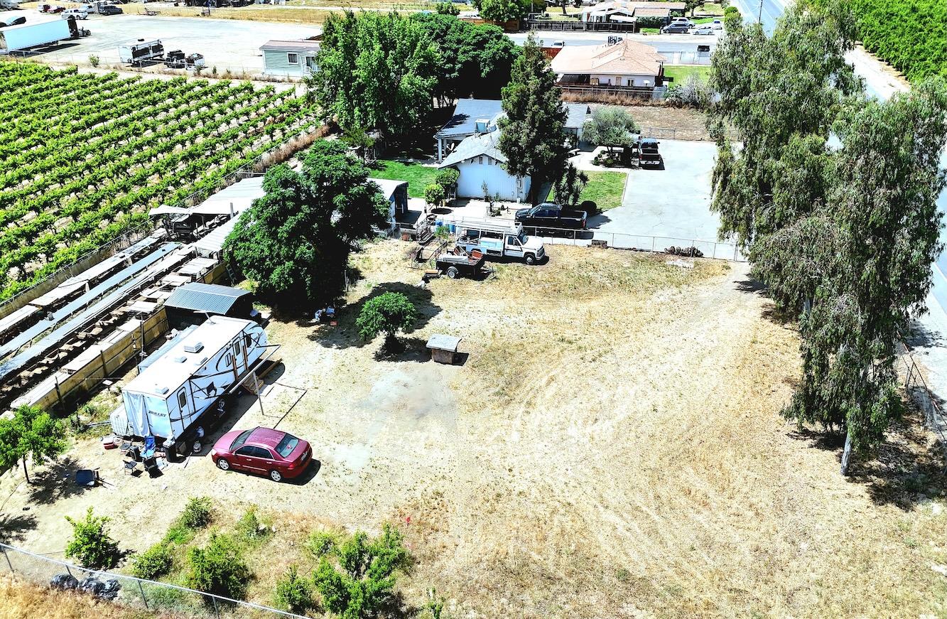 1261 E Adams Ave, Fresno, CA 93725