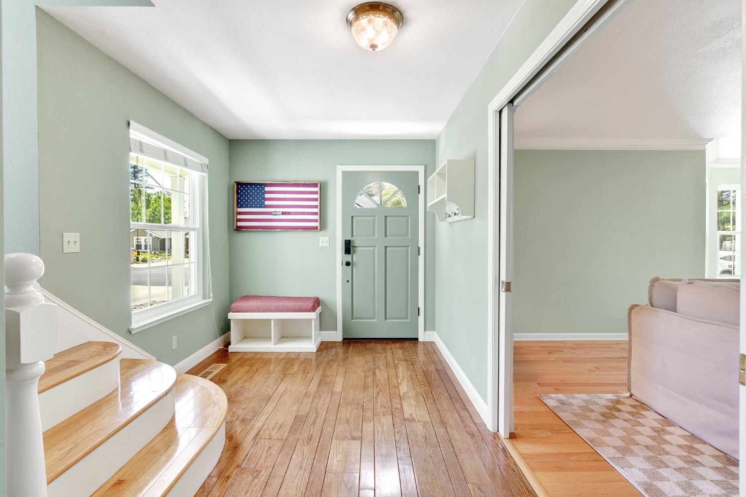 569 W Sample Ave, Clovis, CA 93612