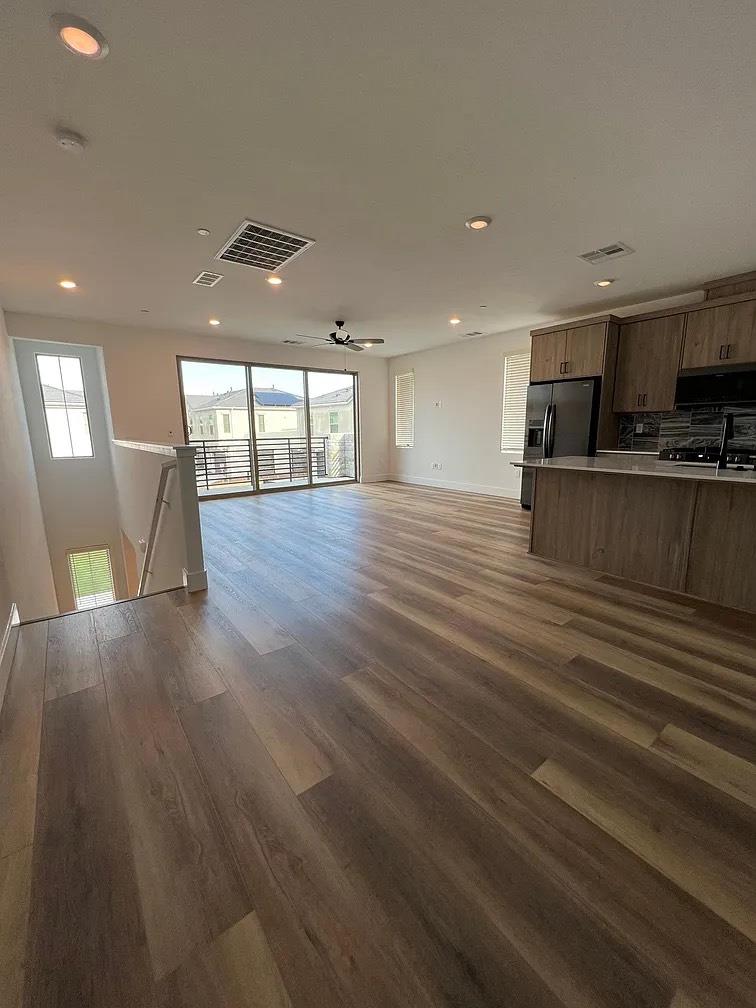 555 N Citadel Ln, Clovis, CA 93611