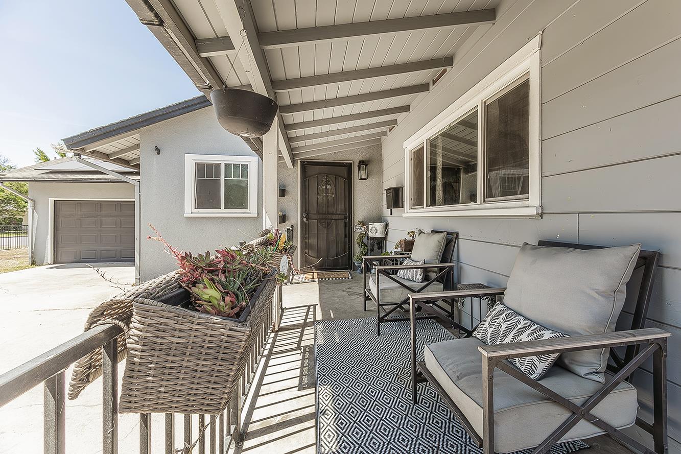 2937 E Willis Ave, Fresno, CA 93726