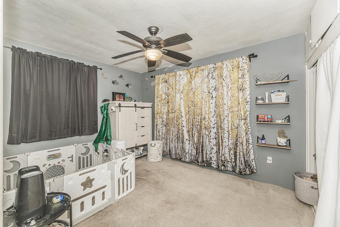 2937 E Willis Ave, Fresno, CA 93726