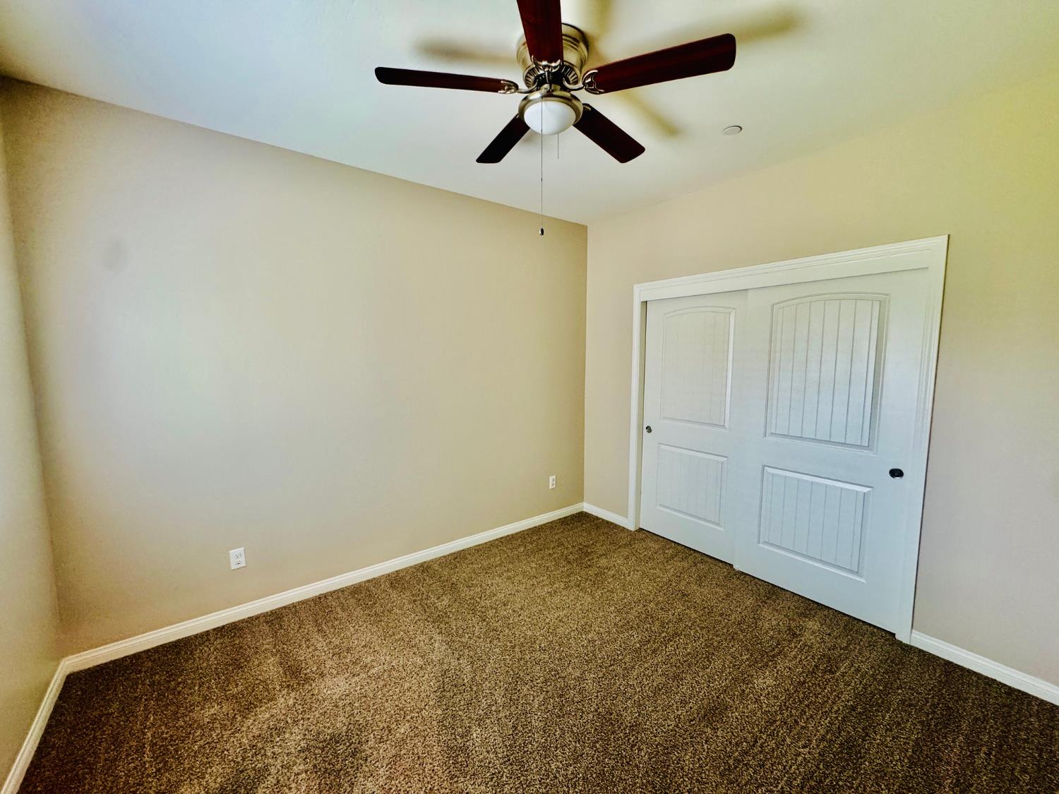 8504 Kowa St, Bakersfield, CA 93314