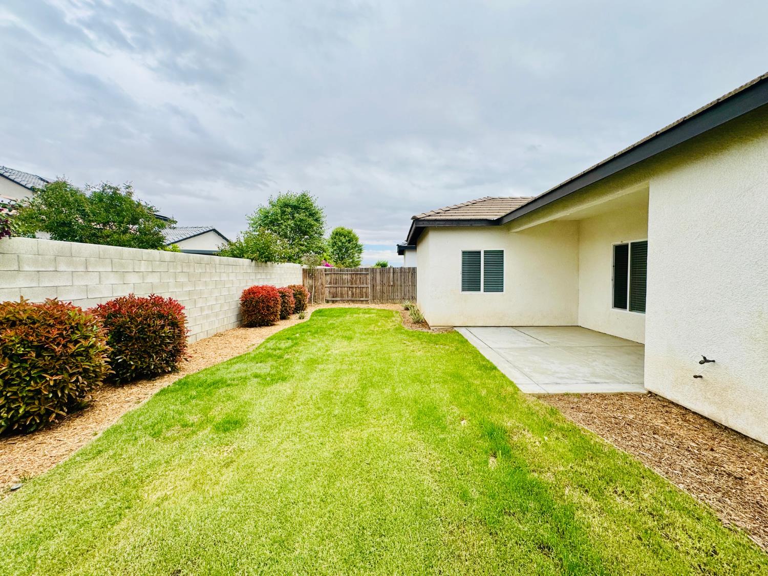 8504 Kowa St, Bakersfield, CA 93314